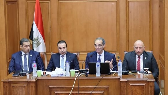 عمرو طلعت: منصة مصر الرقمية تتضمن 10 خدمات ضمن حزم خدمات التموين