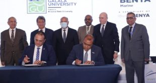 المهندس أحمد مكي يوقع اتفاقية شراكة مع جامعة الجلالة