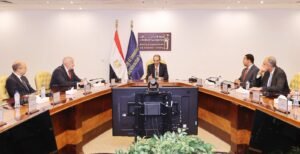 وزير الاتصالات يؤكد تعزيز سبل الربط عبر أنظمة الكابلات البحرية بإنشاء كابل بحري بين مصر والبانيا