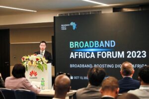 Huawei and The World Broadband Association (WBBA) held the Broadband Africa Forum 2023 in Dubai today. The event brought together government organizations, telecom regulators, industry organizations, carriers, think tanks, and analysts to have in-depth