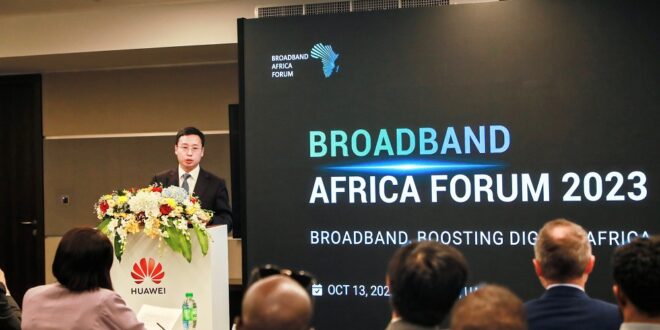 Huawei and The World Broadband Association (WBBA) held the Broadband Africa Forum 2023 in Dubai today. The event brought together government organizations, telecom regulators, industry organizations, carriers, think tanks, and analysts to have in-depth