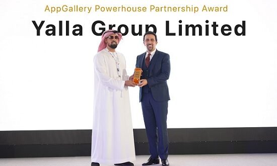 Yalla Group Shines at HDC·MEA 2024 with Prestigious AppGallery Powerhouse Partnership Award