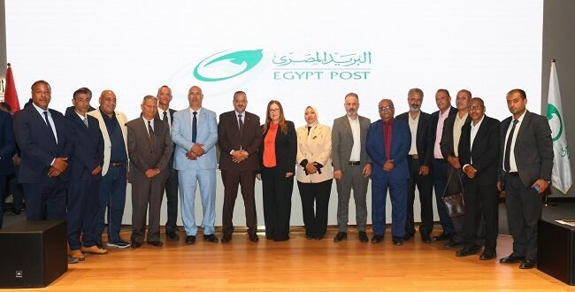 داليا الباز: العاملون ثروة البريد الحقيقية.. وتعديل شامل للرعاية الصحية يشمل الأسر لأول مرة
