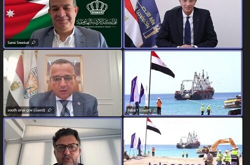 مصر والأردن يعززان البنية التحتية الرقمية بإنزال الكابل البحري “كورال بريدج” في طابا