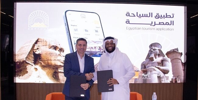 مصر تدخل عصر السياحة الذكية: تحالف “اورنچ” و”القلاع القطرية”