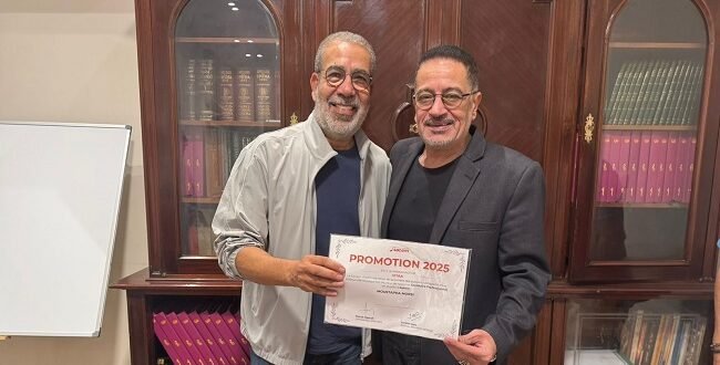 الشاعر مصطفى مرسي