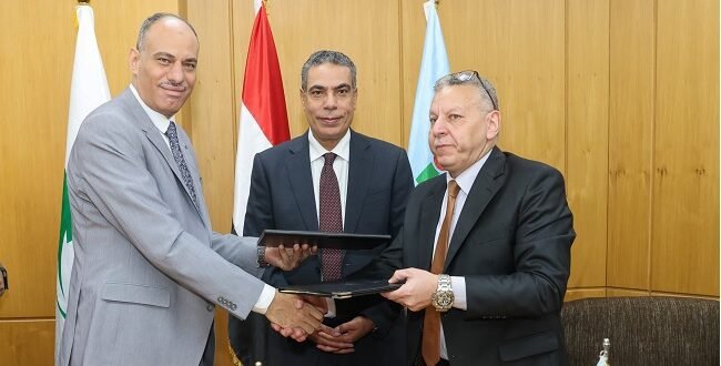 نحو “جامعة ذكية”: البريد المصري يوفر خدماته المتكاملة داخل أكاديمية الهندسة وعلوم الإعلام