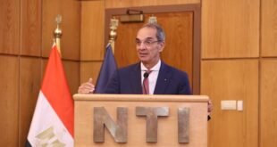 وزير الاتصالات