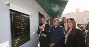 وزير الاتصالات