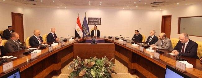 وزير الاتصالات يشهد شراكات استراتيجية لتعزيز استثمارات المحمول وتحسين جودة الخدمات في مصر