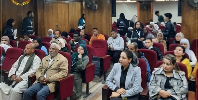 20 ألف وظيفة جديدة تفتح أبوابها لشباب الصعيد عبر أكبر ملتقى توظيفي برعاية وزارة العمل