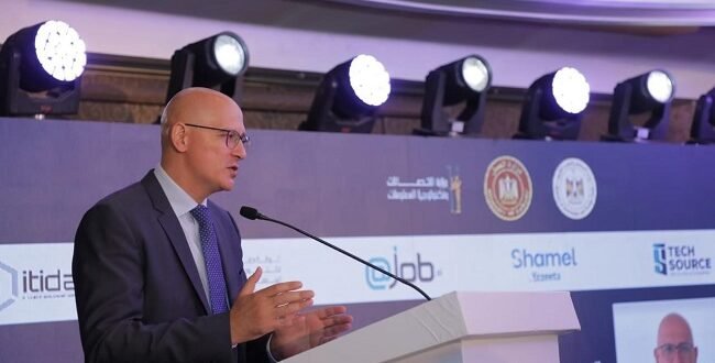 إيتيدا: العمل الحر يقود مصر نحو ريادة الخدمات الرقمية عالميًا