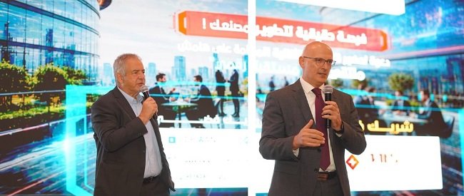 رقمنة المصانع
