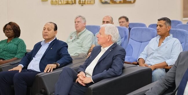 جامعة فلوريدا تبحث مع جهاز مستقبل مصر توسيع التعاون في الذكاء الاصطناعي والزراعة الرقمية