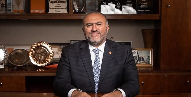 الذكاء الاصطناعي يعيد رسم مستقبل أورنچ مصر.. أيمن أميري يكشف رحلة التحول التكنولوجي